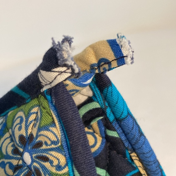 Vera Bradley mod floral blue trapeze cosmetic bag - Picture 15 of 15